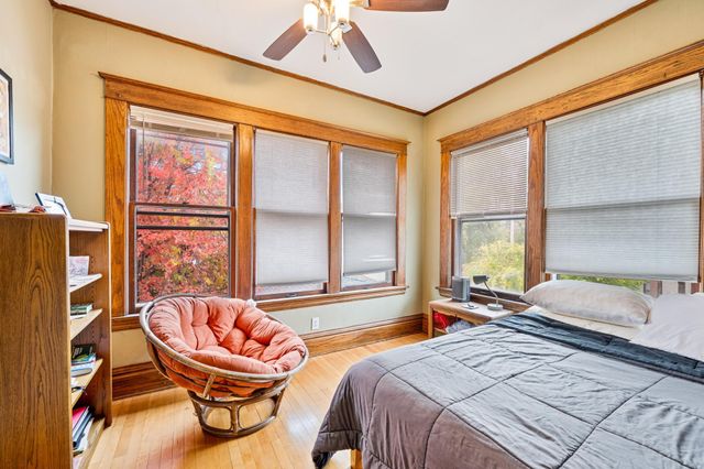 1915 Fremont Avenue S, Minneapolis, MN 55403