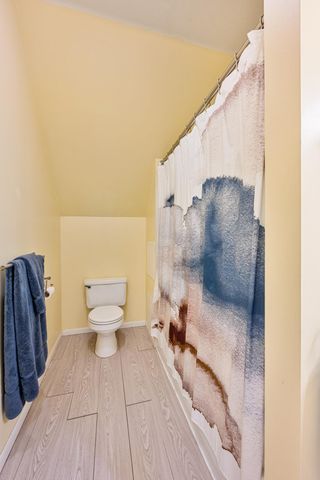 1915 Fremont Avenue S, Minneapolis, MN 55403