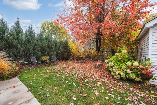 1915 Fremont Avenue S, Minneapolis, MN 55403