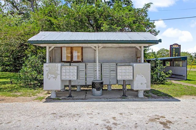 108 Moss Oak CIR, Somerville, TX 77879