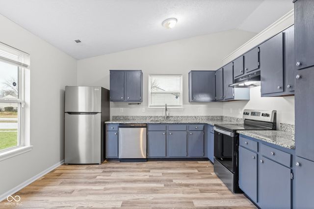 7358 Glendale Drive, Avon, IN 46123