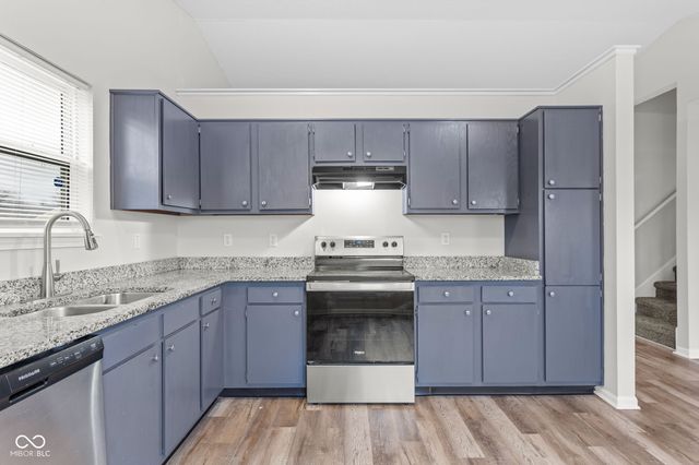 7358 Glendale Drive, Avon, IN 46123