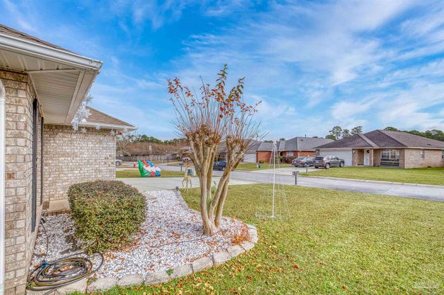 8715 Norstum Dr, Pensacola, FL 32514