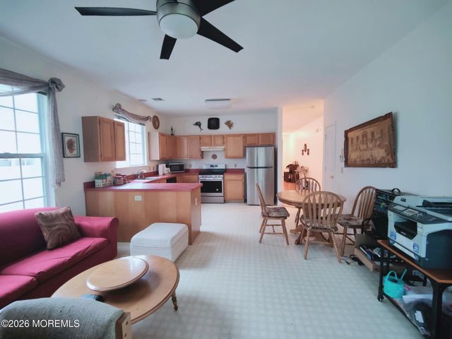 61 Robin Lane, Barnegat, NJ 08005