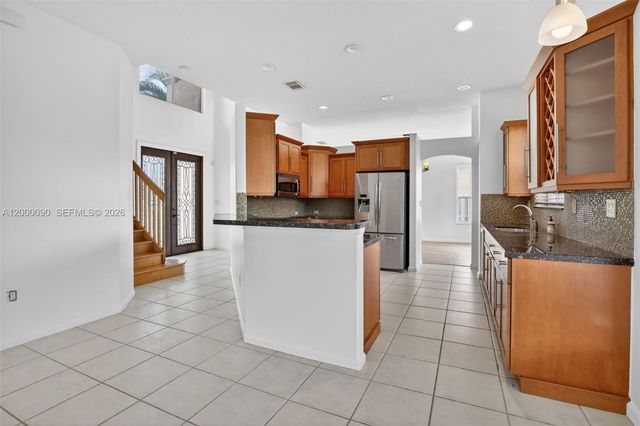 19018 NW 23rd Place, Pembroke Pines, FL 33029