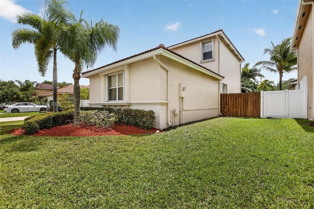 19018 NW 23rd Place, Pembroke Pines, FL 33029