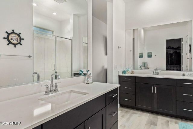 3030 E TUNDRA Lane, San Tan Valley, AZ 85143