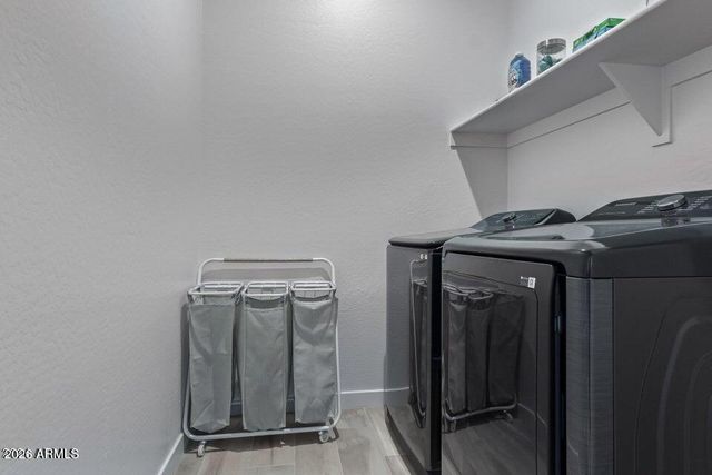 3030 E TUNDRA Lane, San Tan Valley, AZ 85143