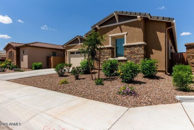 3030 E TUNDRA Lane, San Tan Valley, AZ 85143