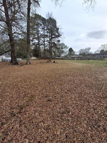 925 Joyce Drive, Benton, AR 72019