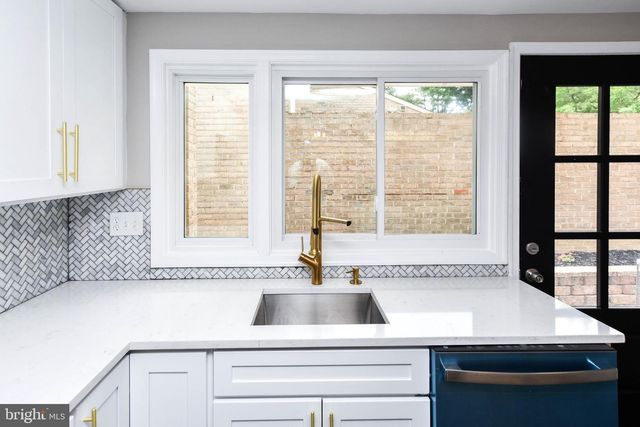 19104 ROMAN WAY, Gaithersburg, MD 20886
