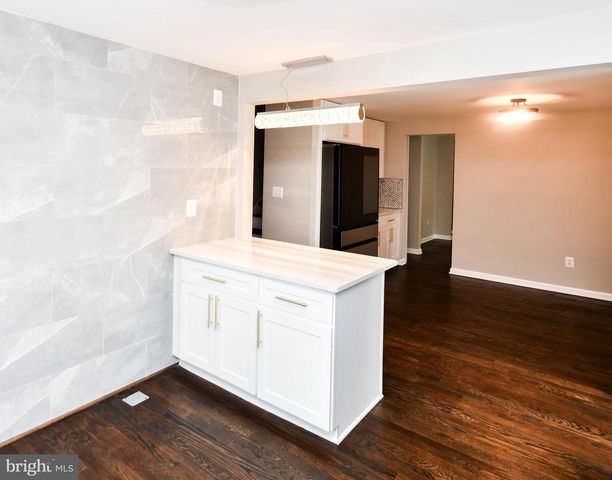 19104 ROMAN WAY, Gaithersburg, MD 20886