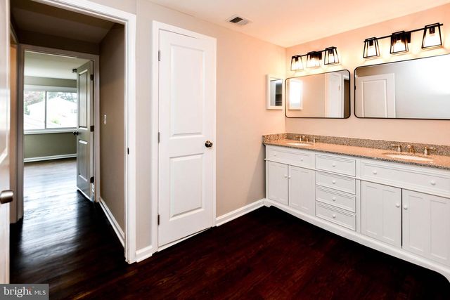 19104 ROMAN WAY, Gaithersburg, MD 20886