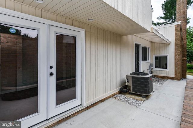 19104 ROMAN WAY, Gaithersburg, MD 20886