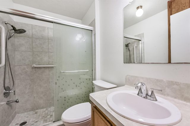 802 Avenue F, South Houston, TX 77587