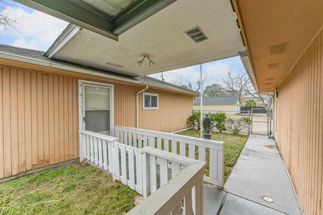 802 Avenue F, South Houston, TX 77587