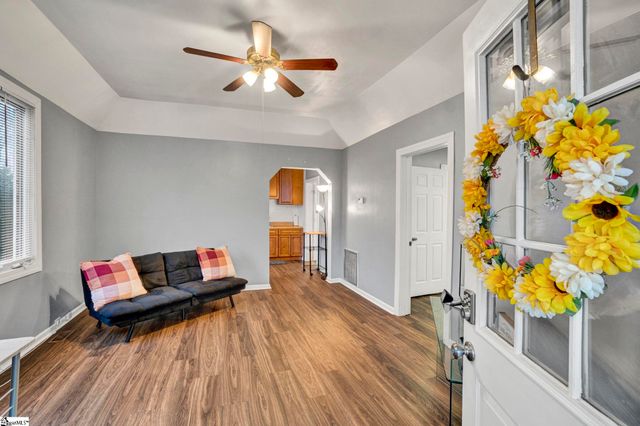 2505 E Brown Street, Seneca, SC 29678