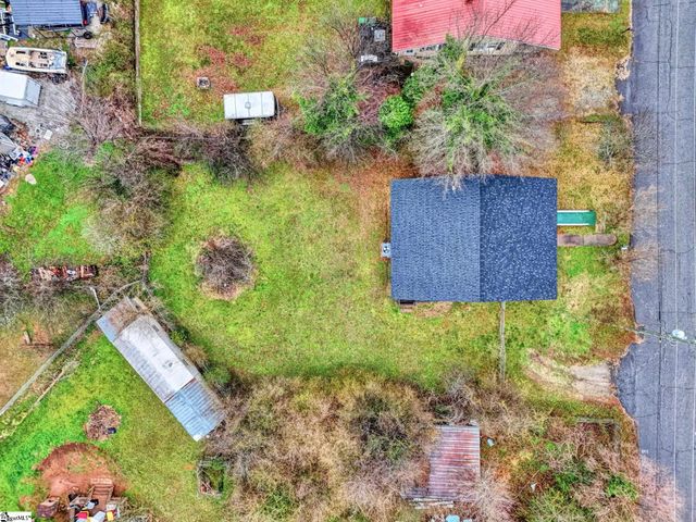 2505 E Brown Street, Seneca, SC 29678