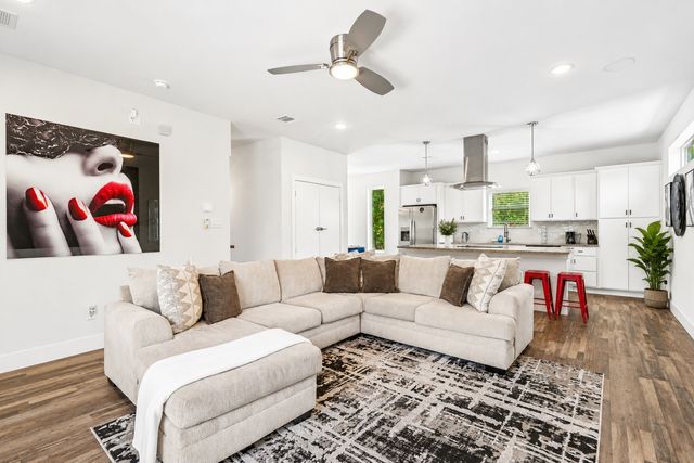 521 Faulk Street, Dallas, TX 75203