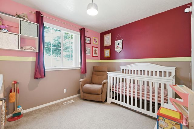 65 N Jefferson Pl, Nampa, ID 83651