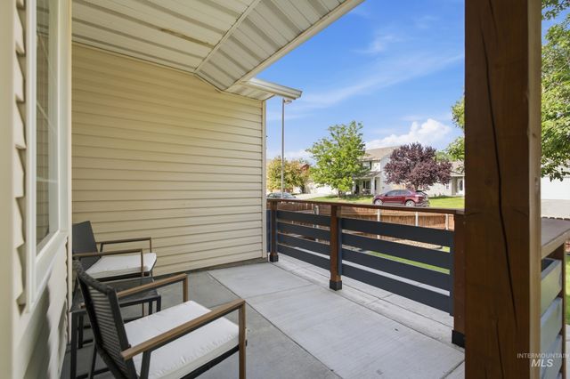 65 N Jefferson Pl, Nampa, ID 83651