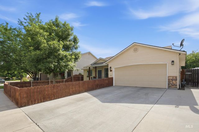 65 N Jefferson Pl, Nampa, ID 83651