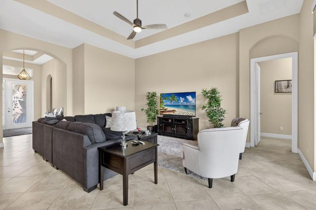10730 SW Visconti Way, Port St. Lucie, FL 34986
