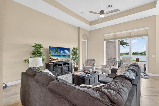 10730 SW Visconti Way, Port St. Lucie, FL 34986