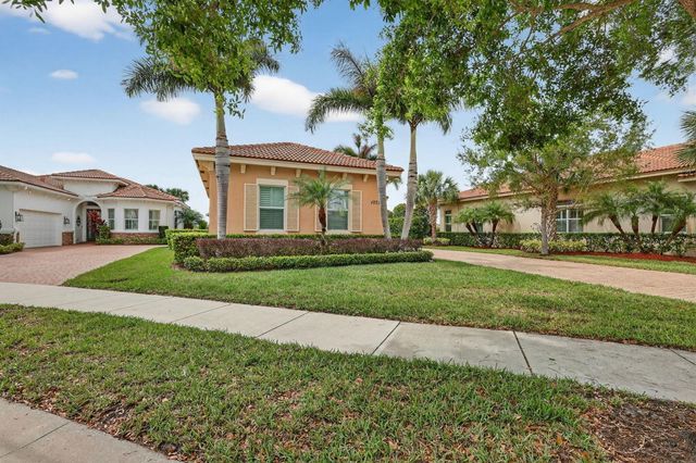 10730 SW Visconti Way, Port St. Lucie, FL 34986