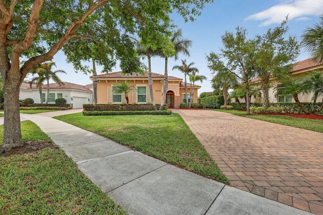 10730 SW Visconti Way, Port St. Lucie, FL 34986