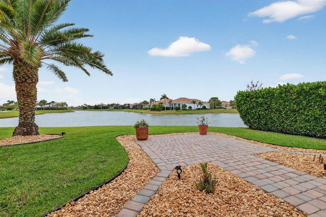 10730 SW Visconti Way, Port St. Lucie, FL 34986