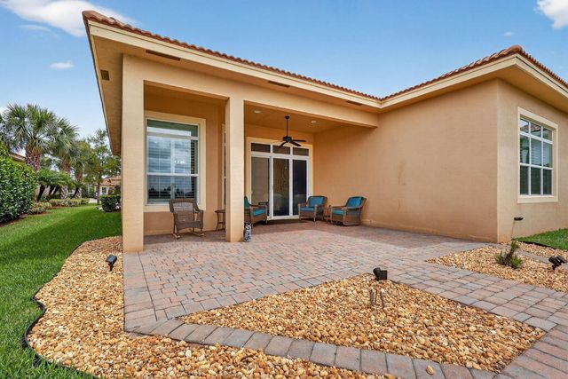 10730 SW Visconti Way, Port St. Lucie, FL 34986