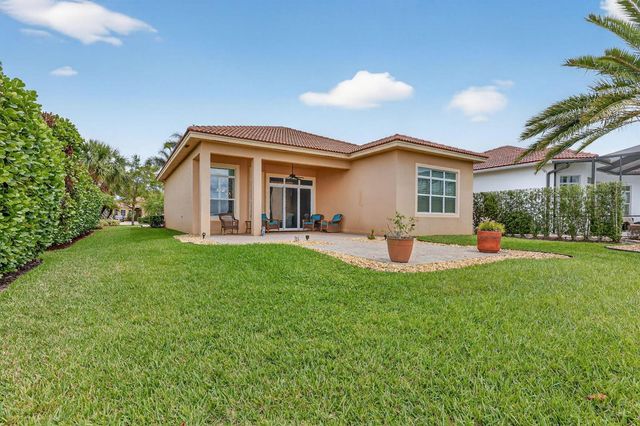 10730 SW Visconti Way, Port St. Lucie, FL 34986
