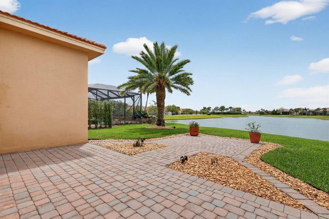 10730 SW Visconti Way, Port St. Lucie, FL 34986