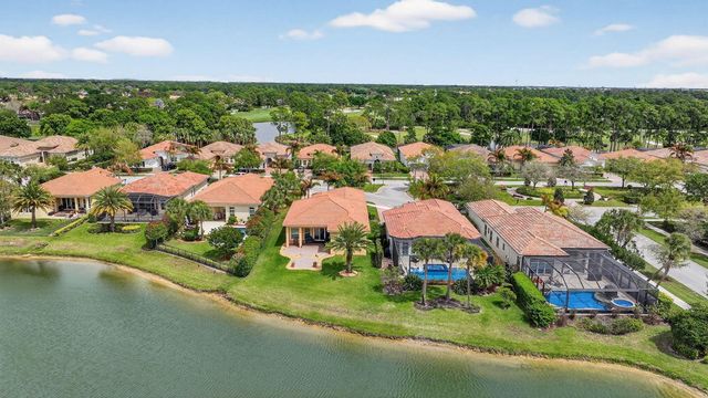 10730 SW Visconti Way, Port St. Lucie, FL 34986