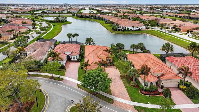 10730 SW Visconti Way, Port St. Lucie, FL 34986