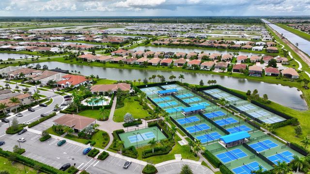 10730 SW Visconti Way, Port St. Lucie, FL 34986