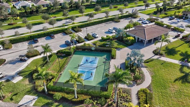 10730 SW Visconti Way, Port St. Lucie, FL 34986
