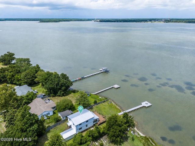 237 Riverside Drive, Sneads Ferry, NC 28460