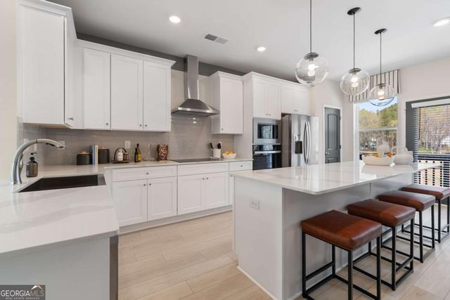 3006 Daybreak Lane, Newnan, GA 30265