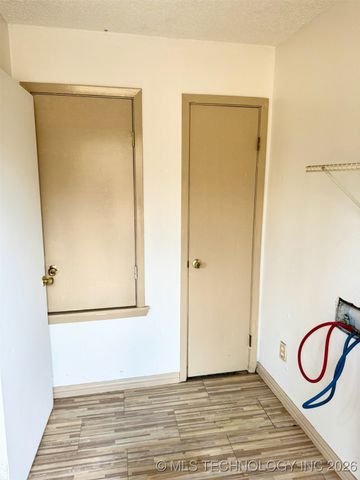 1408 Kiamichi Street, Hugo, OK 74743