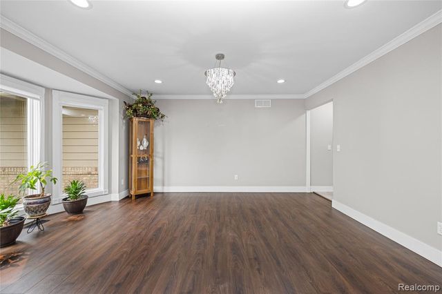 43352 Chardonnay Drive, Sterling Heights, MI 48314