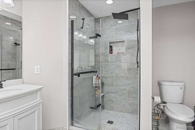 43352 Chardonnay Drive, Sterling Heights, MI 48314