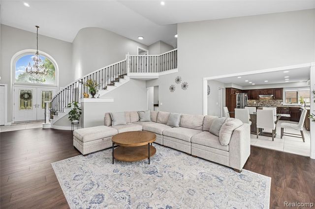 43352 Chardonnay Drive, Sterling Heights, MI 48314