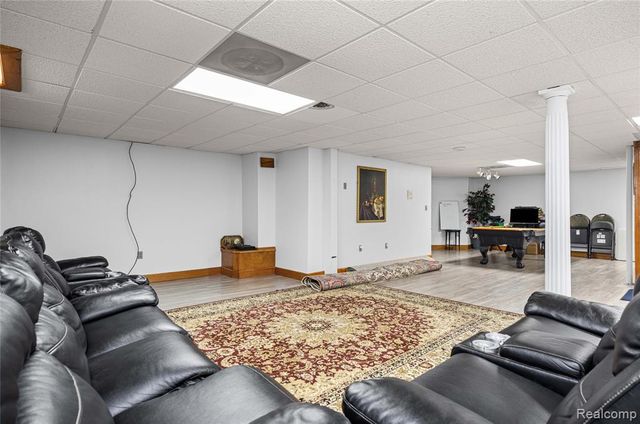 43352 Chardonnay Drive, Sterling Heights, MI 48314