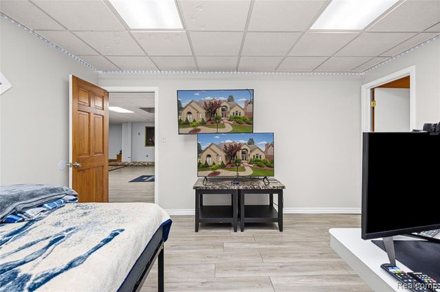 43352 Chardonnay Drive, Sterling Heights, MI 48314