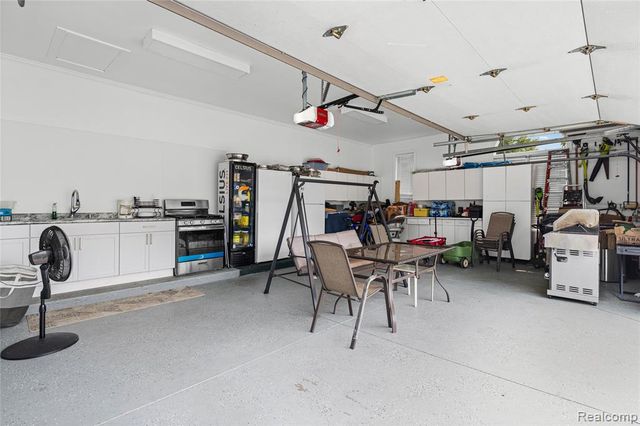43352 Chardonnay Drive, Sterling Heights, MI 48314