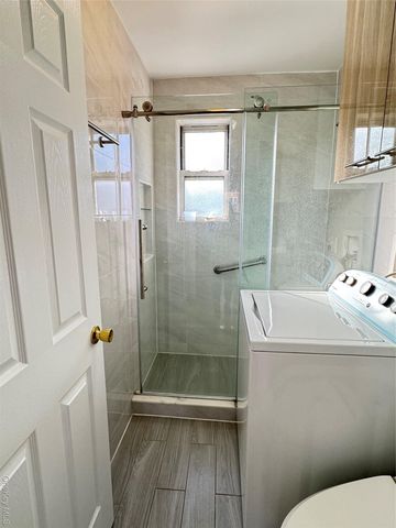 68-09 138th Street 2B, Flushing, NY 11367