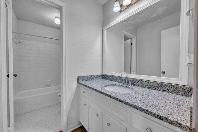 868 DUNBARTON Drive, Montgomery, AL 36117