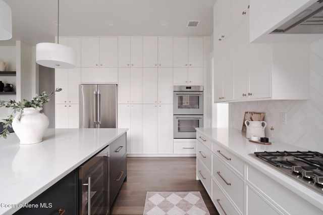 2114 W Boyles Ave, Hayden, ID 83835